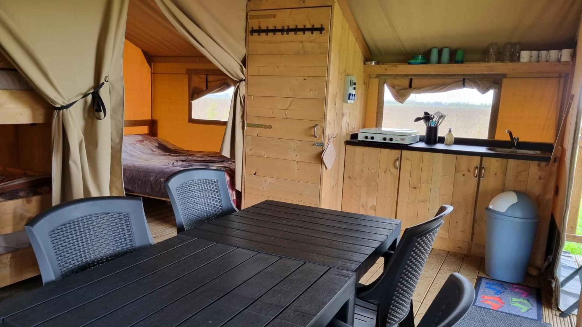 Boerderijcamping De Hinde Dronten Camera foto